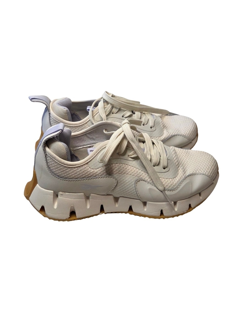 Reebok Size 7 Women’s White Mesh Athletic Sneakers